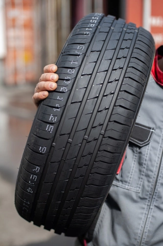 фото протектора и шины Atrezzo Elite Шина Sailun Atrezzo Elite 225/65 R17 102V